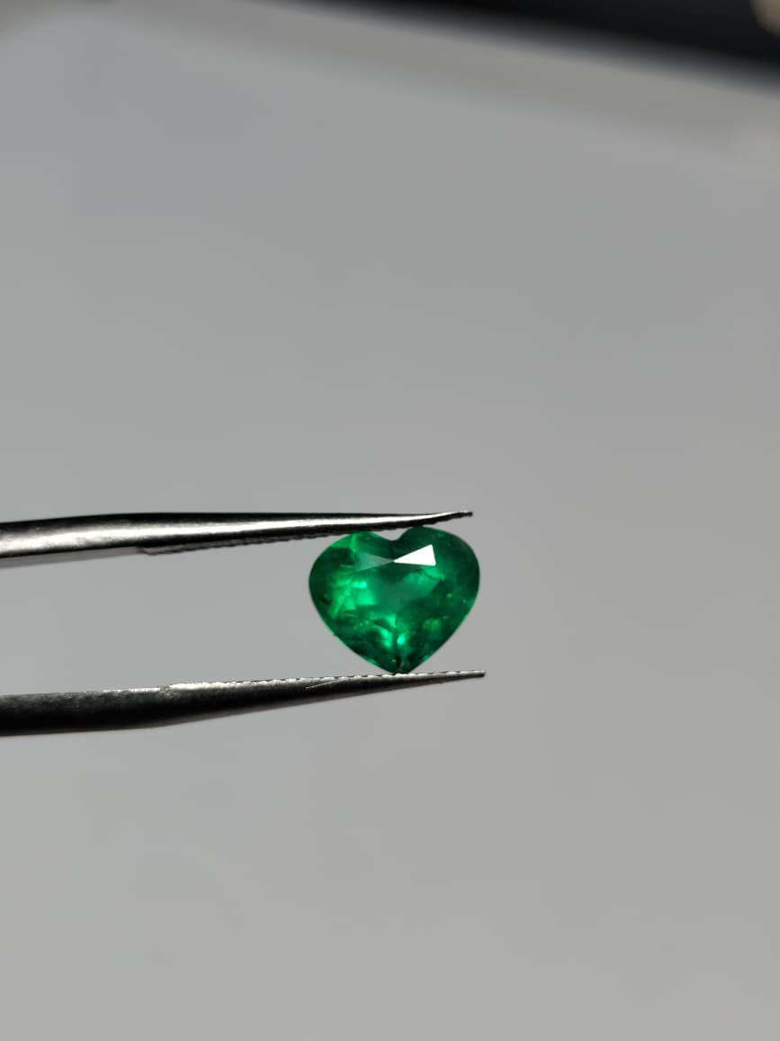 Esmeralda Talla Corazón de 1,37 cts