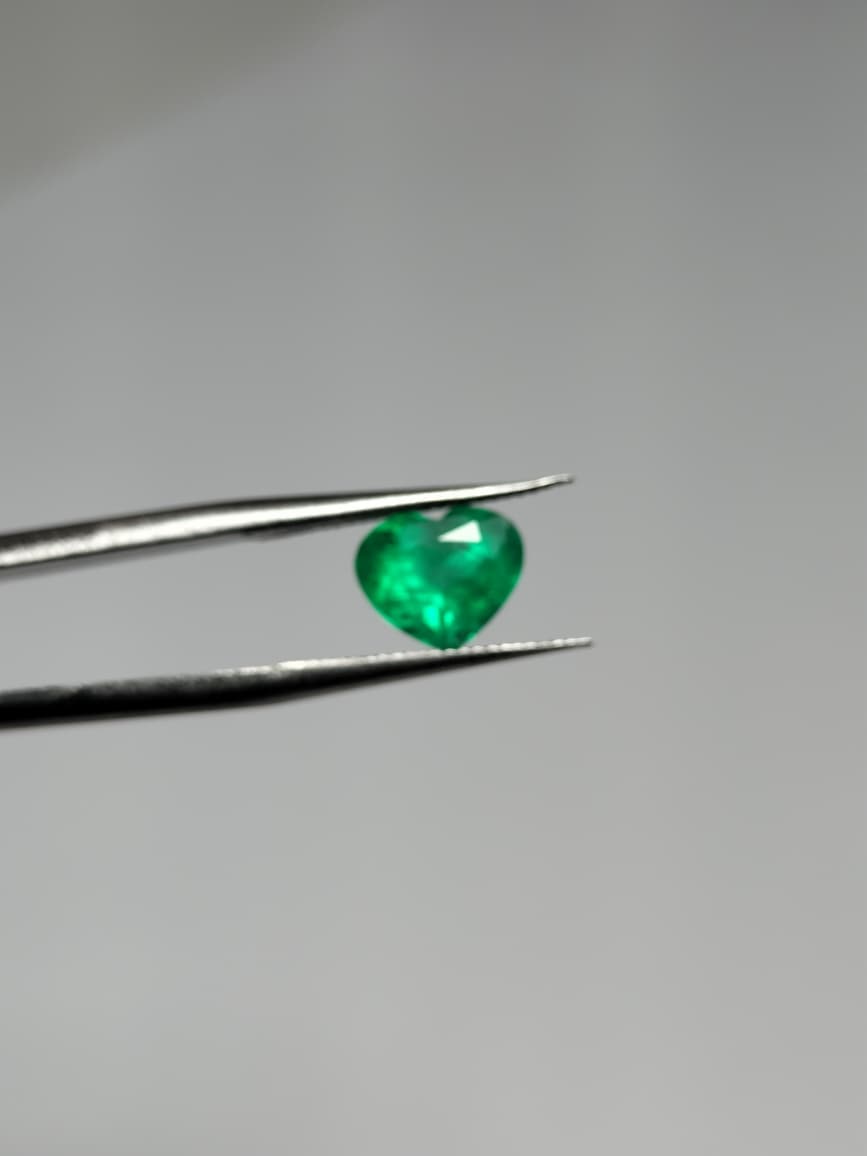 Esmeralda Talla Corazón de 1,37 cts