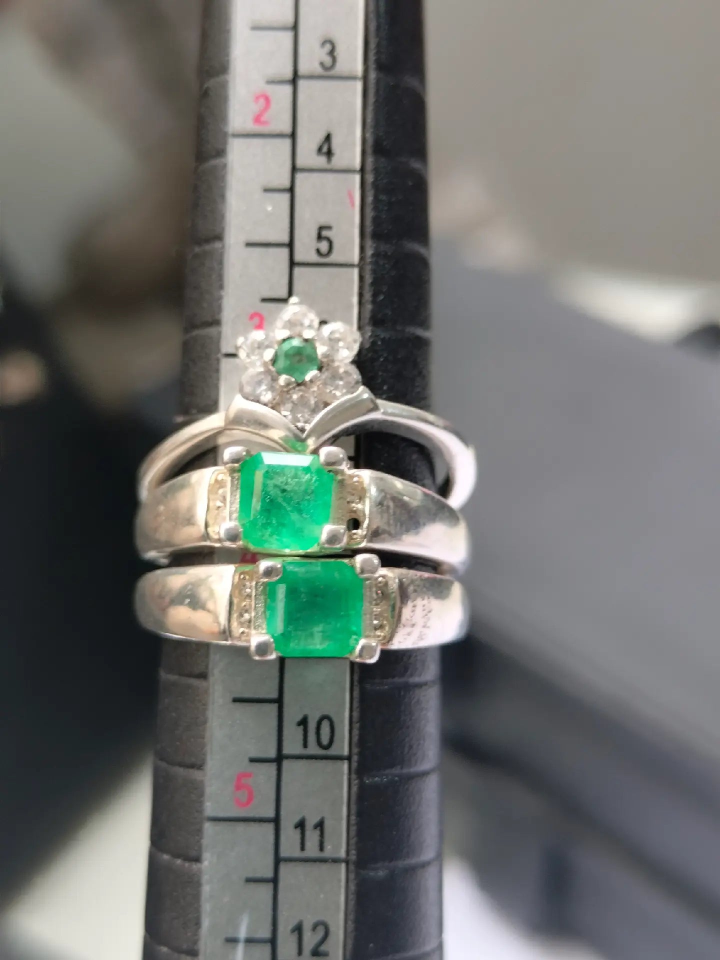 Anillos en Plata con Esmeralda Natural